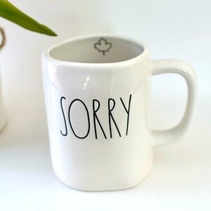 🍁Rae Dunn Canadian Mug